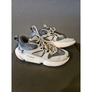 Under Armour Flow Breakthru 3 Low Mod Grey White Womens 9.5‎ (S112)